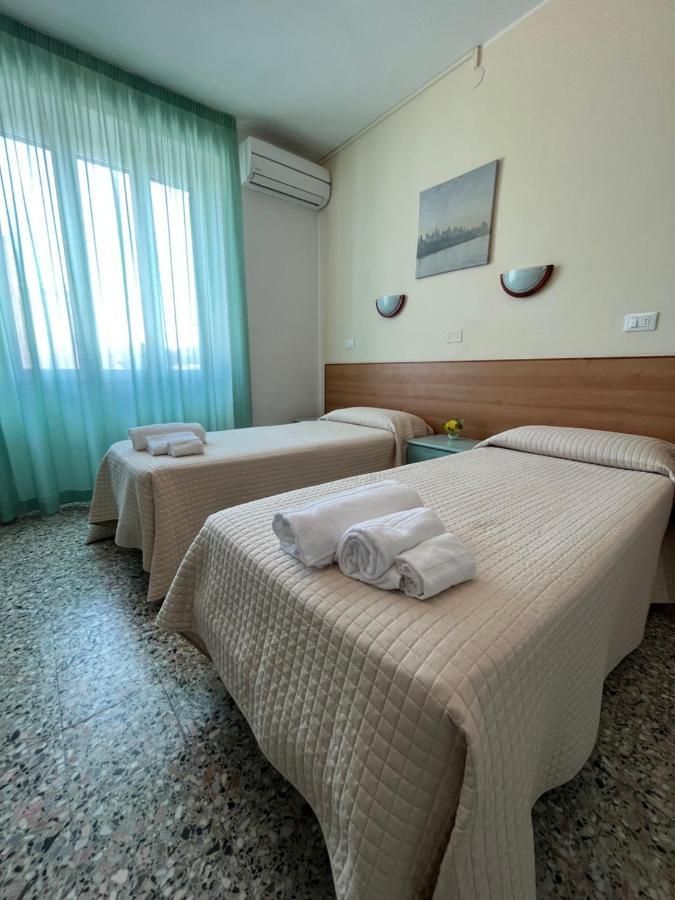 Hotel Valente Ortona Bagian luar foto